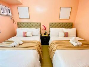 1BR Grand Riviera Suites by MrSayla