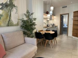 Superior quadruple apartment