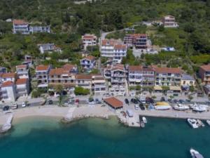 Two Bedroom Apartment With Terrace And Sea View A1