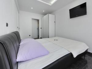 Adriatic Villa Privlaka - Two bedroom Villa with pool