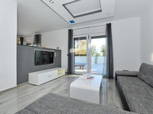 Adriatic Villa Privlaka - Two bedroom Villa with pool