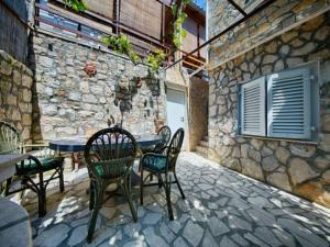 Golden Coast Apartments - A1 - TwoBedroom Apartment with Terrace and SeaView