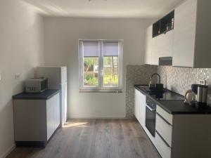 Apartments Danijela & Vlado - Two Bedroom Apartment with Balcony and Garden View