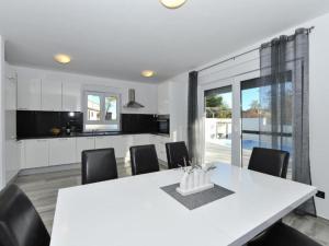 Adriatic Villa Privlaka - Two bedroom Villa with pool
