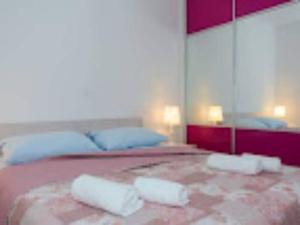 Apartment Didi - Two bedroom apartment with pool