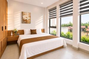 Thiền Nhiên Luxury Villa - Private Pool & Nhat Le Beach