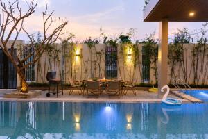 Thiền Nhiên Luxury Villa - Private Pool & Nhat Le Beach