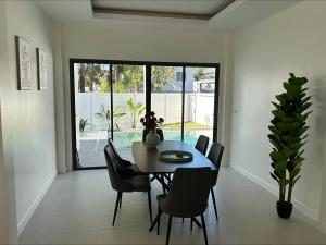 PoolVilla Pumpui