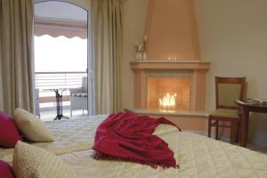 Over Sea Rooms & Villas Evia Greece