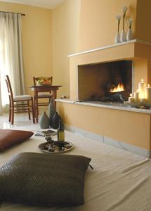 Over Sea Rooms & Villas