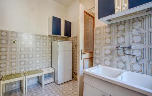Cozy Apartment In Bogliasco With Wifi
