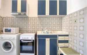 Cozy Apartment In Bogliasco With Wifi