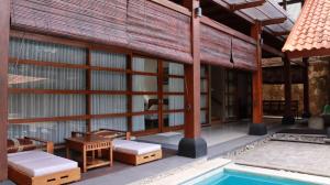 Villa STR Bali Luxury Tropical