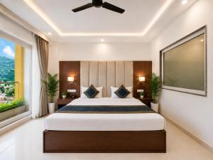 Hotel Weekend Heights
