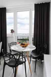 Lumina I 2-room Apart near the Metro I Center I 15th floor