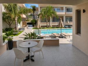 Relax Hotel