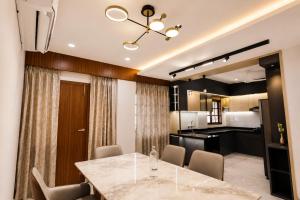 Woodlands Apartment 501 - Fully Furnished Luxury Apartment