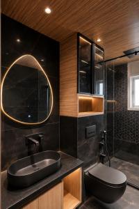 Woodlands Apartment 501 - Fully Furnished Luxury Apartment