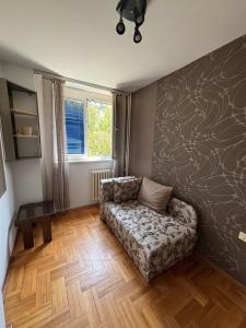 Two-bedroom apartment in the Duvaniste neighborhood, Niš