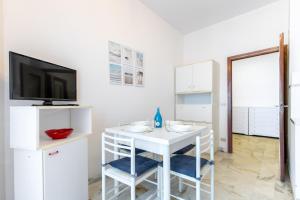 Hostdomus - Cozy corner near the sea