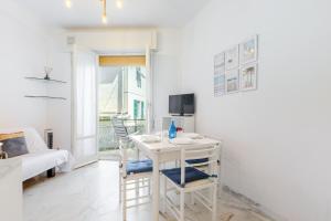 Hostdomus - Cozy corner near the sea