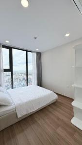 3-bedroom apartment in Eco Green Apartment Building - District 7