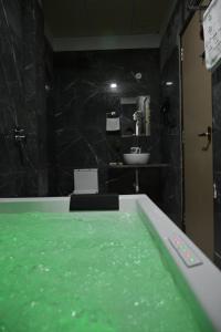 Hotel Cozzy Inn