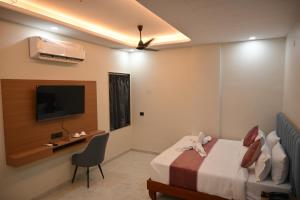 Hotel Cozzy Inn