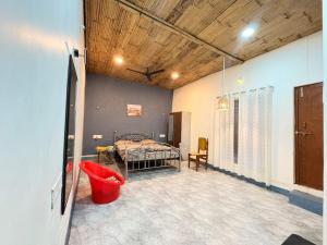 Golden rocks homestay
