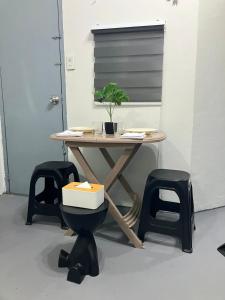 QC Friendly Community Pod Near Hospital QC MRT