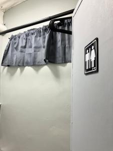 QC Friendly Community Pod Near Hospital QC MRT