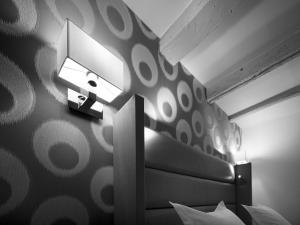 Hotels Hotel Jacques De Molay : photos des chambres