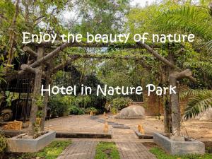 Ceylon Kingsmen Garden - Katunayake Airport Transit Hotels