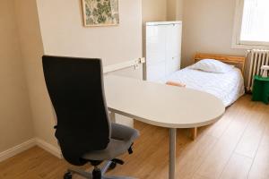 Newly renovated apartment close to shops