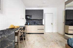 Velasca Tower Apartments - Cannobio