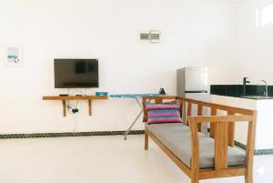 Serene Beachfront Retreat in Uroa, Zanzibar - Private Escape