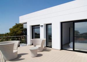 Casa moderna con vista al mar