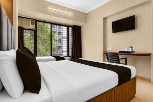 Collection O Lokhandwala Andheri West Mumbai Formerly Lalsai Residency
