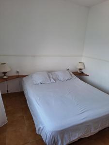 Charming 2BR Apartment On The Cliffs with sea views