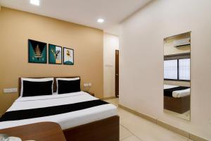 Collection O Dum Dum Nager Bazar Formerly Gokul Residency