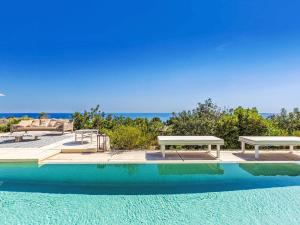 Villa Luxury – Trullo dei Silvi by Interhome