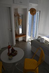 Myrsini Apartments