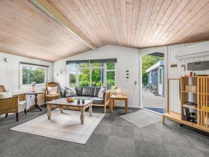 Holiday Home Wigman - 450m to the fjord by Interhome