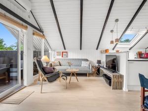 Holiday Home Ragnborg - 700m from the sea by Interhome