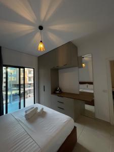 400 meters from the sea