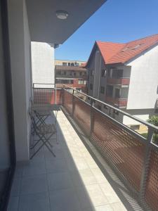 Apartament perioada Untold