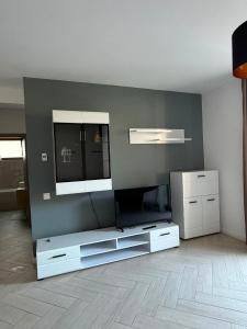 Apartament perioada Untold