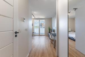 Graniczna City Comfort Studio by BookingHost