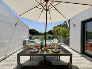 Vilamoura Browns Villa With Pool by Homing