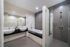 Beach and Jungle - Karon Residence Hill 2404